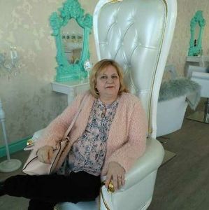 Meet your Posher, Marilyn